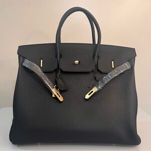 $SOLD$40cm Classic Leather Handbag with Gold Details